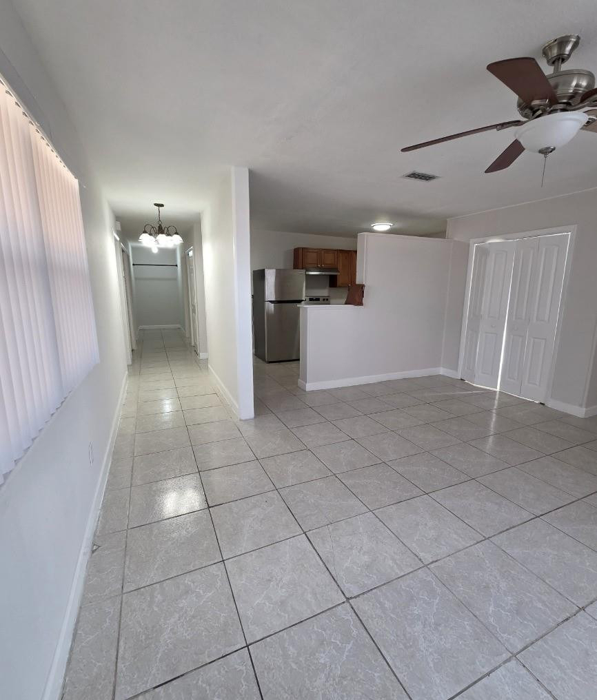 2127 Nw 7th Street - Photo 2