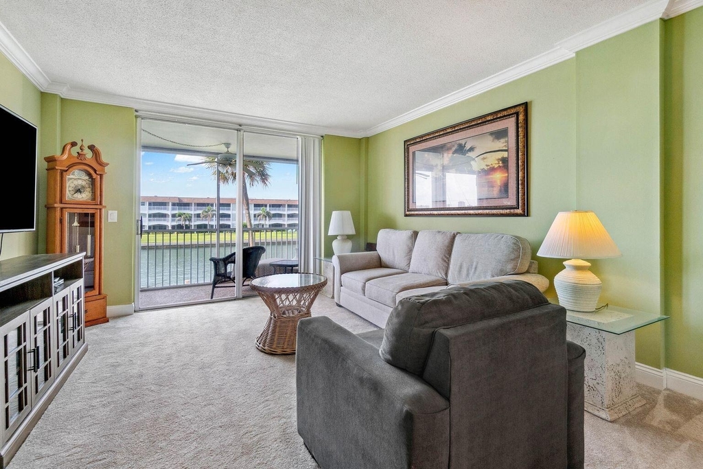 100 Paradise Harbour Boulevard - Photo 6