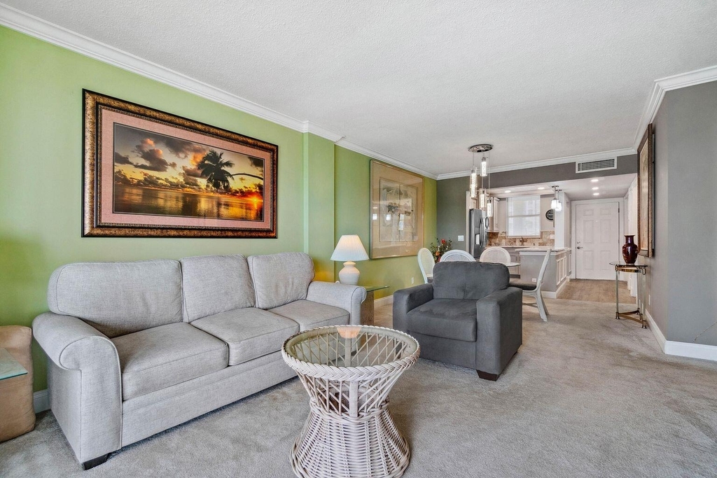 100 Paradise Harbour Boulevard - Photo 8