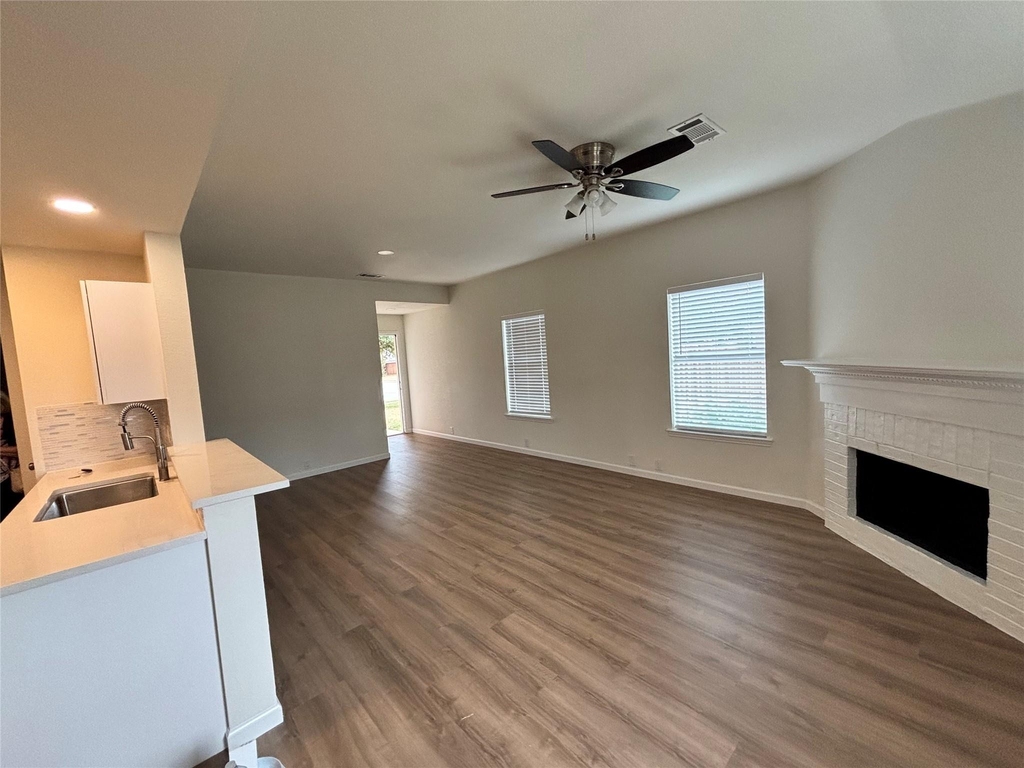8924 Wagon Trail - Photo 8