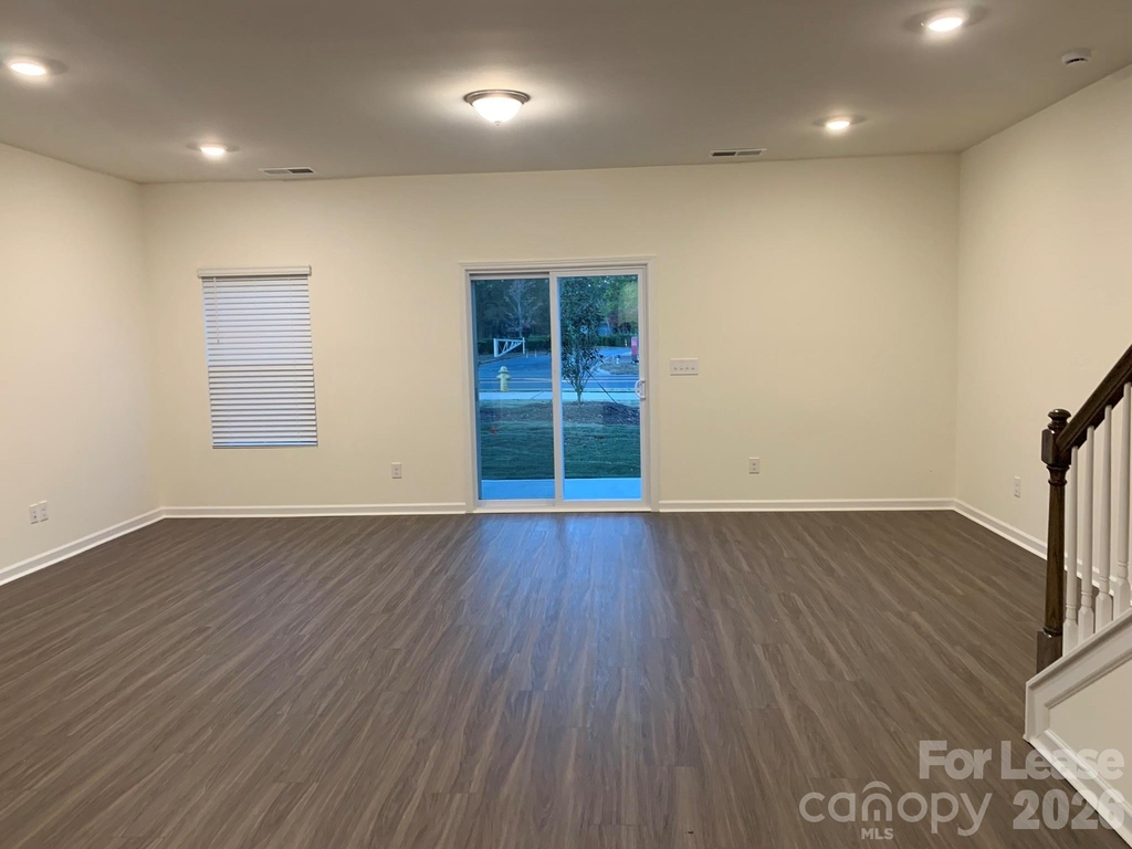 6049 Rizer Drive - Photo 10
