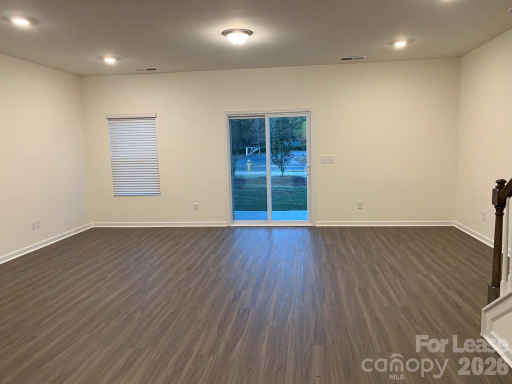 6049 Rizer Drive - Photo 9