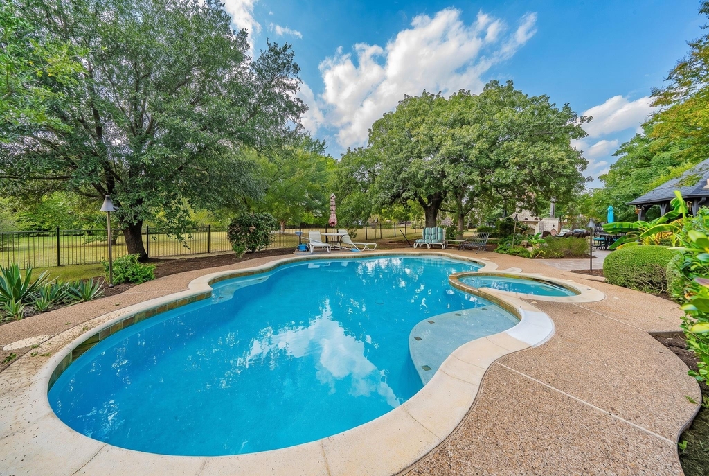 3201 Cedar Ridge Drive - Photo 36