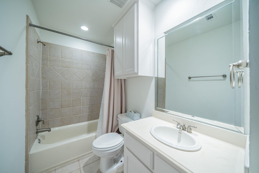3201 Cedar Ridge Drive - Photo 22
