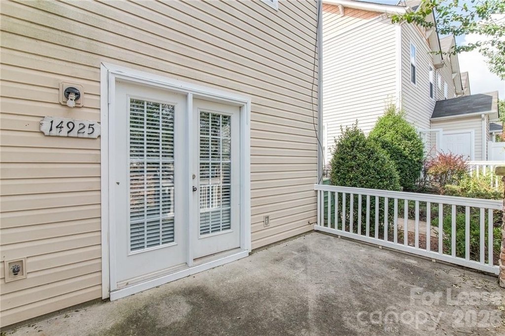 14925 Scothurst Lane - Photo 20