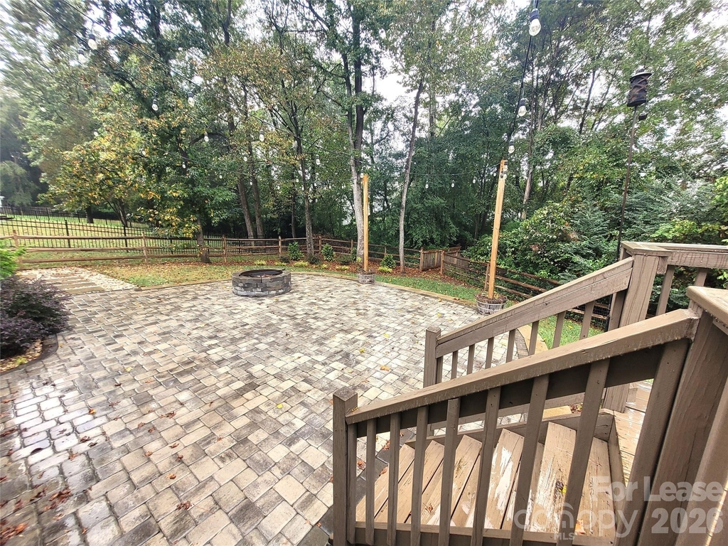 5618 Branthurst Drive - Photo 23