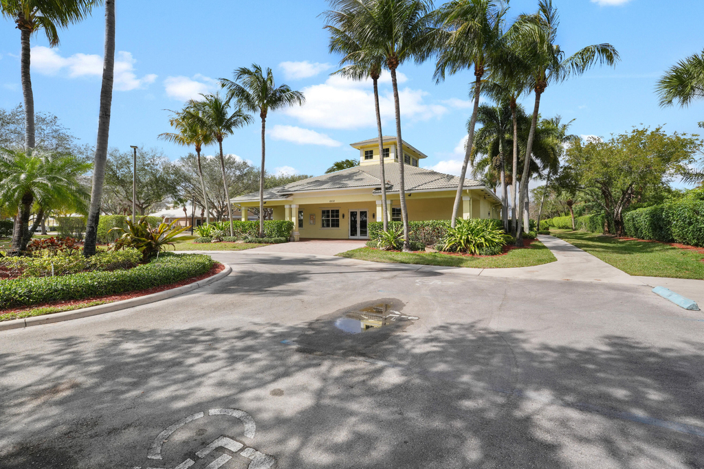 6791 Lantern Key Drive - Photo 45