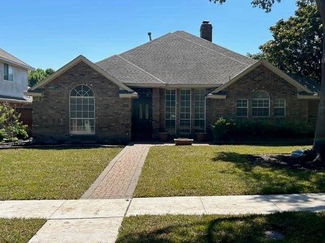 2613 Tulip Drive - Photo 0