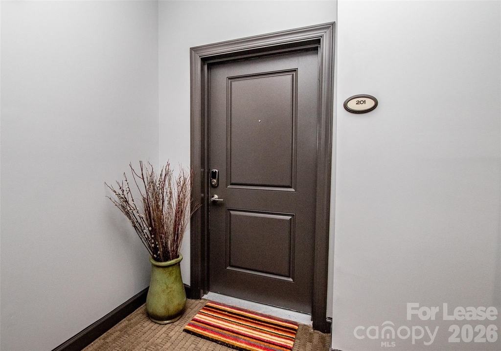 1829 Kenilworth Avenue - Photo 1