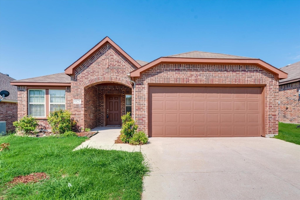 4829 Lemon Grove Drive - Photo 0