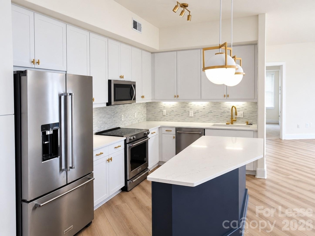 4625 Piedmont Row Drive - Photo 2