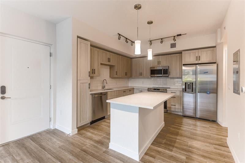 8894 Nw 44th Street - Photo 4