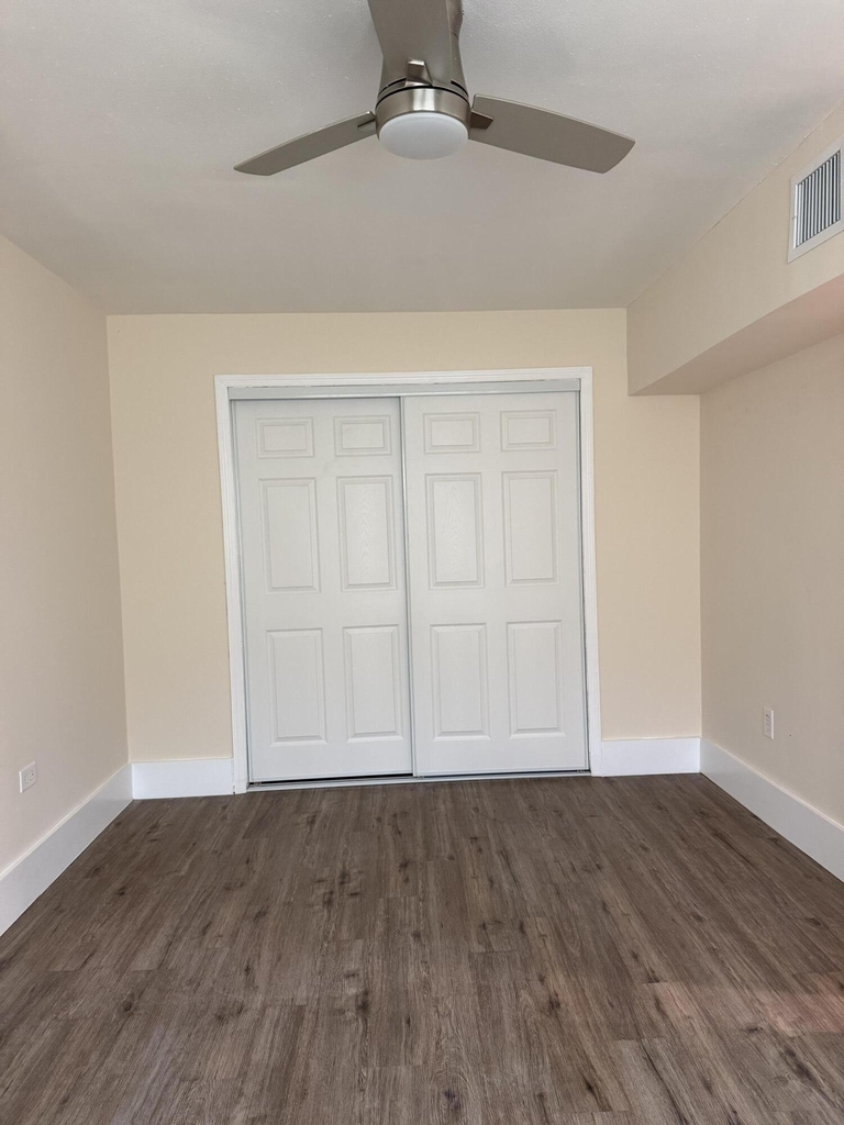 136 Broward Avenue - Photo 4