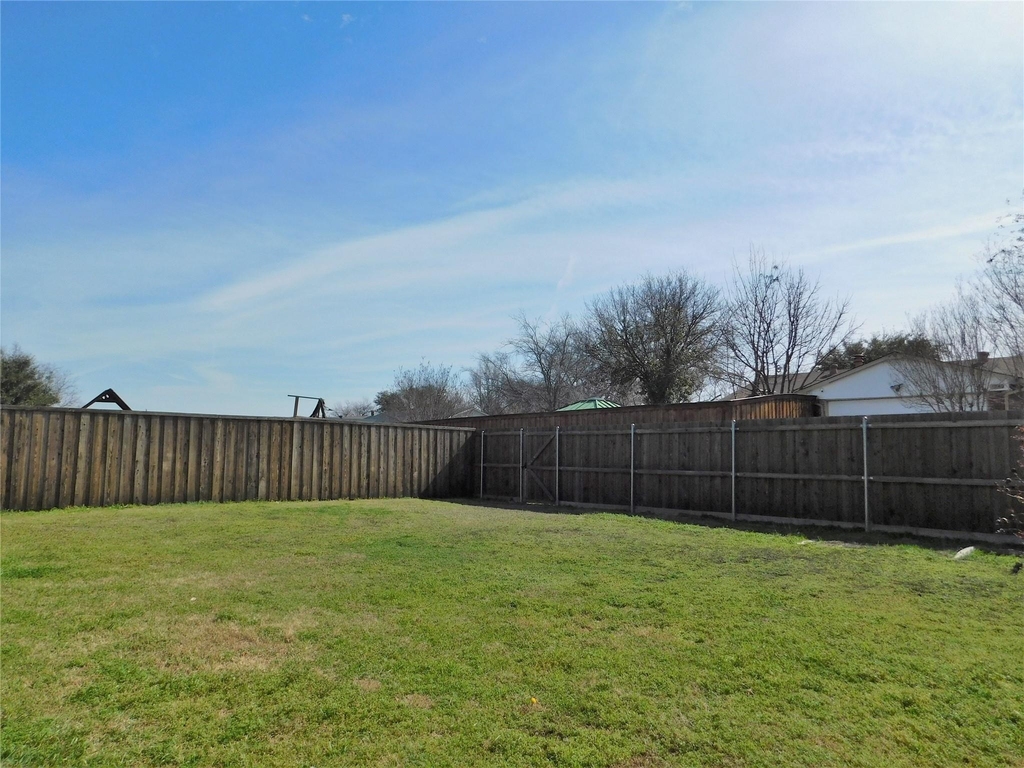 4937 Ward Drive - Photo 21