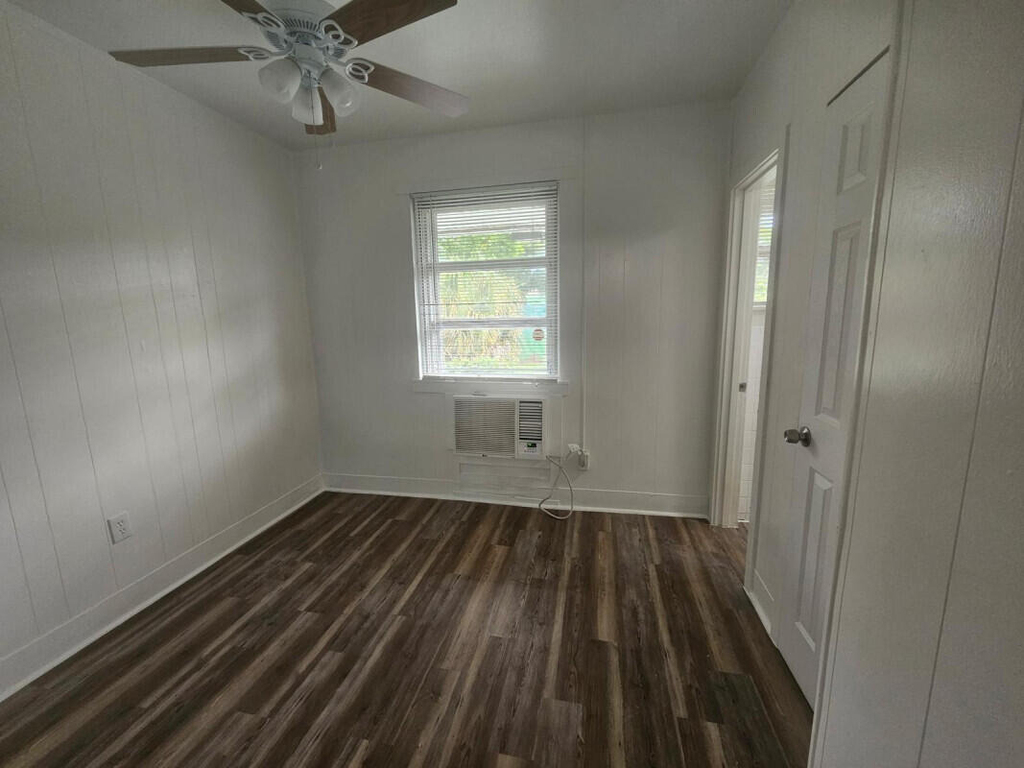 3000 Nw 5th Avenue - Photo 2