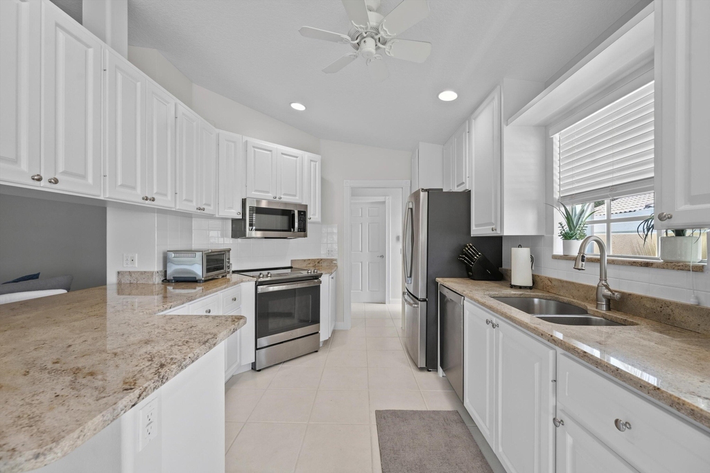 3136 Verdmont Lane - Photo 5