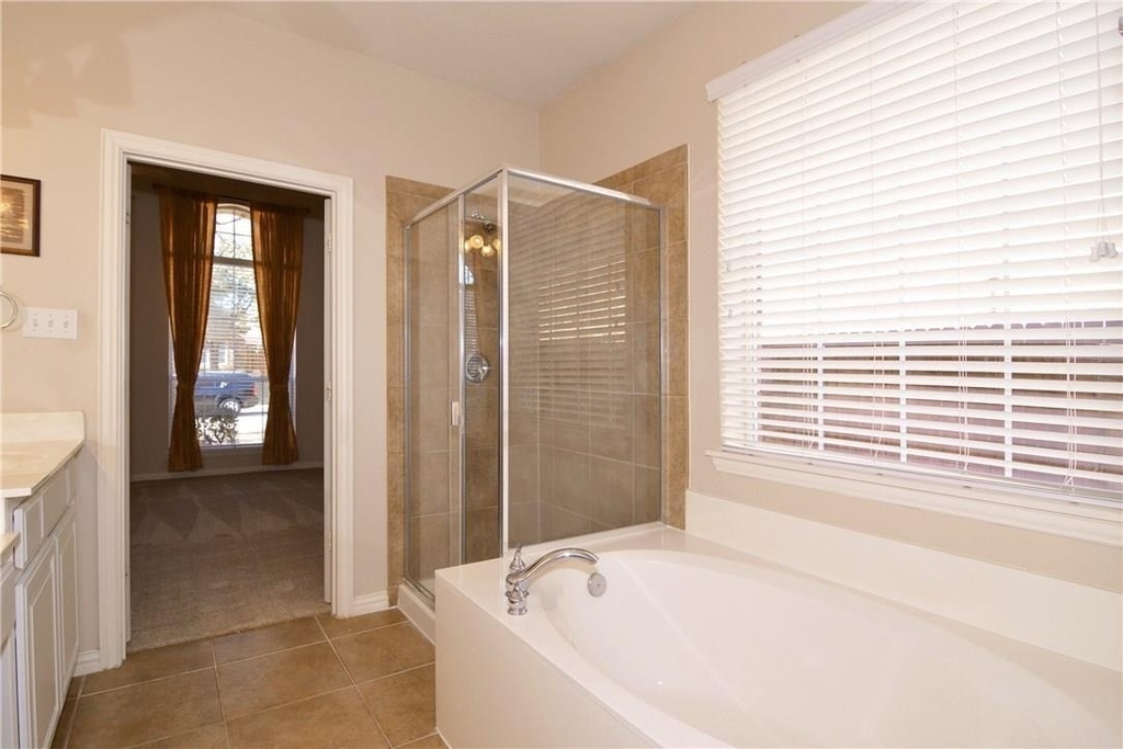 6386 Shadywood Drive - Photo 21