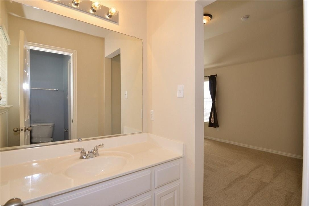 6386 Shadywood Drive - Photo 13
