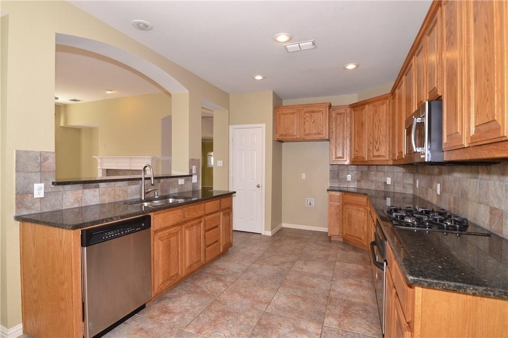 6386 Shadywood Drive - Photo 18