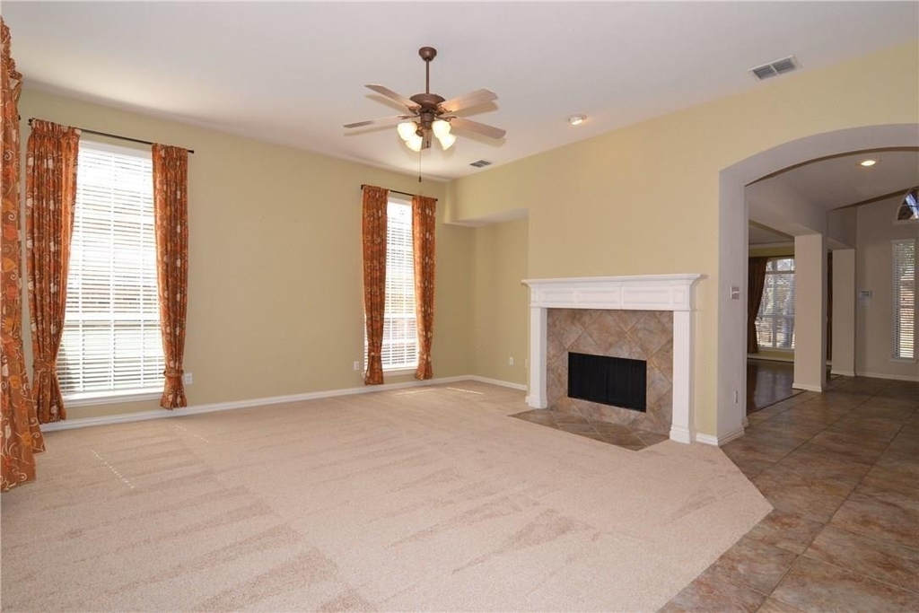 6386 Shadywood Drive - Photo 4