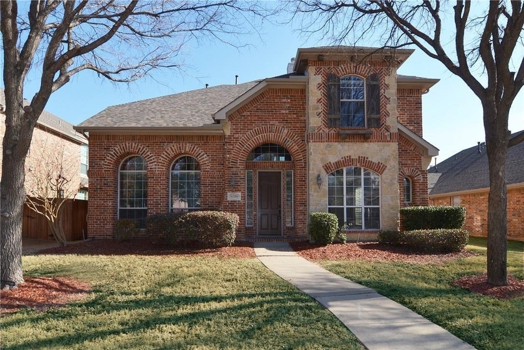 6386 Shadywood Drive - Photo 0