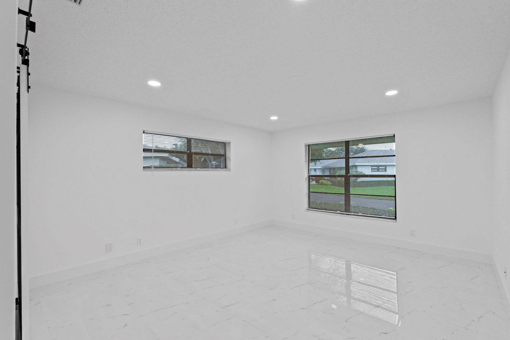 9880 Chestnut Tree Terrace - Photo 10