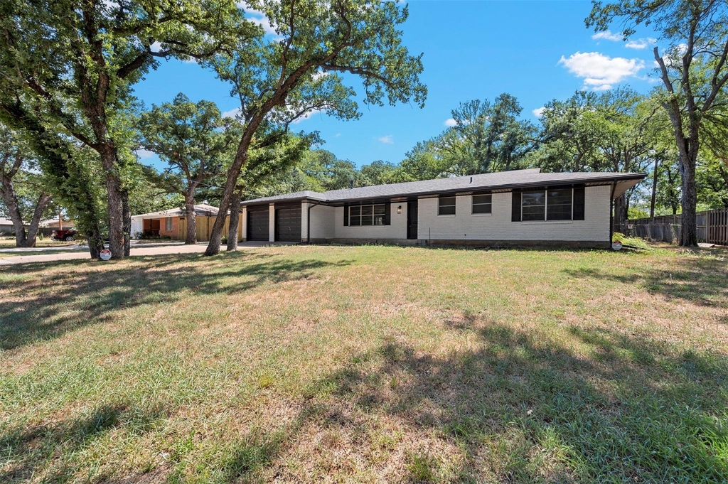 1444 Cimarron Trail - Photo 1