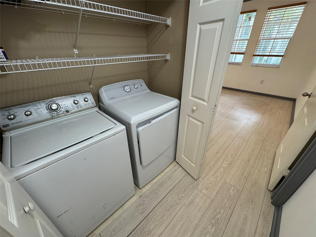 533 Ne 3rd Avenue - Photo 4