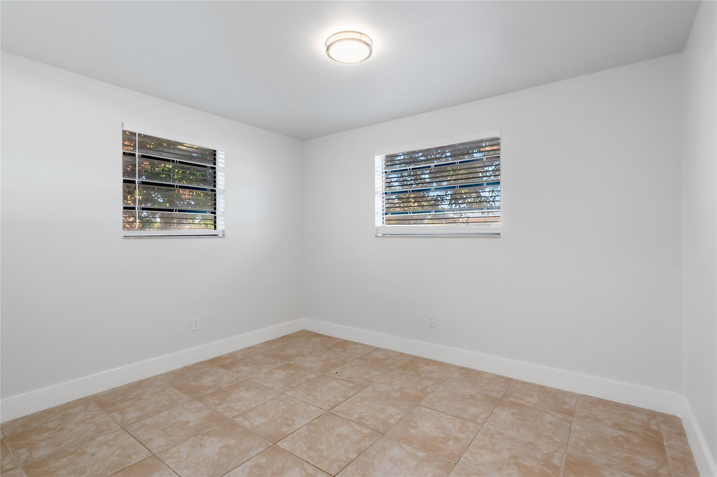 2208 Nw 63rd Avenue - Photo 11