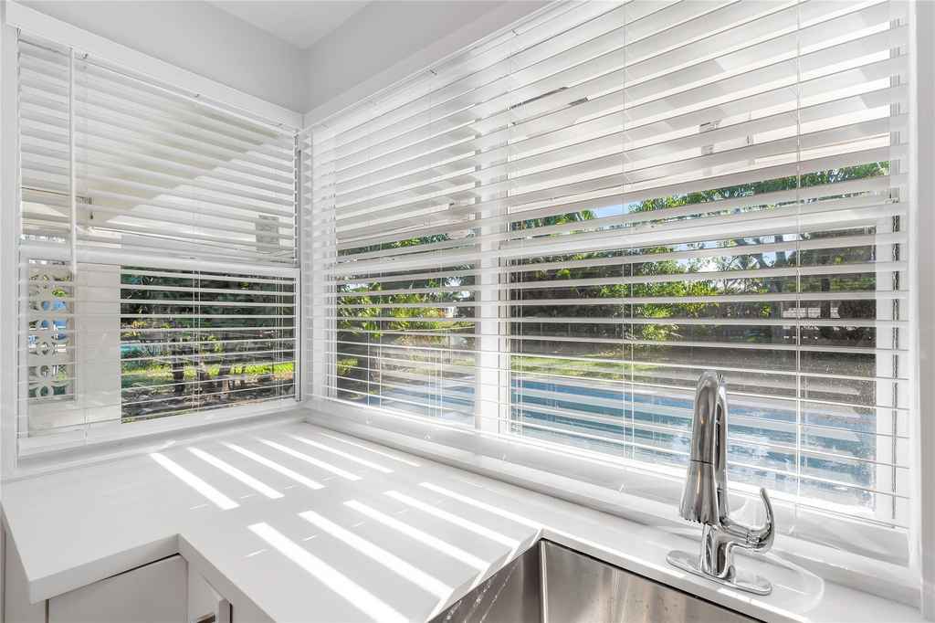 2208 Nw 63rd Avenue - Photo 13