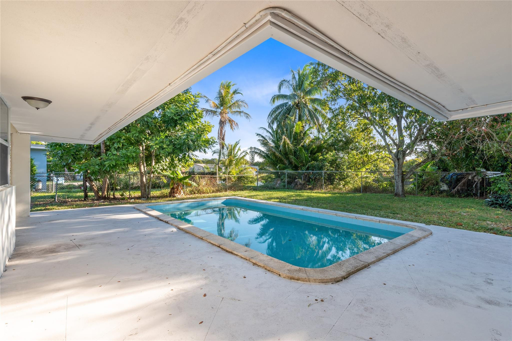 2208 Nw 63rd Avenue - Photo 22