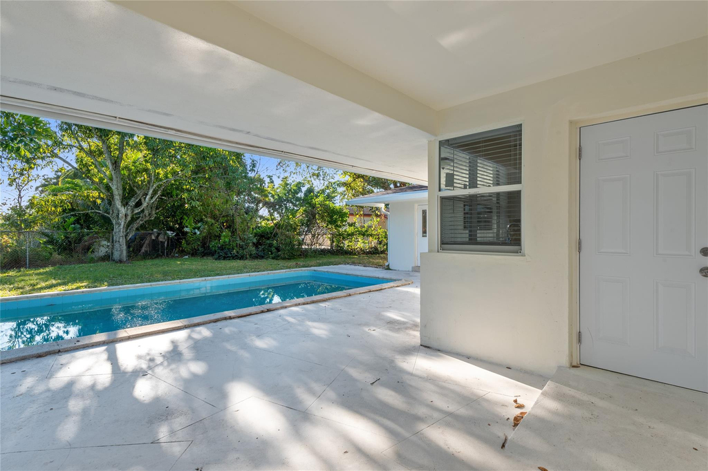 2208 Nw 63rd Avenue - Photo 21