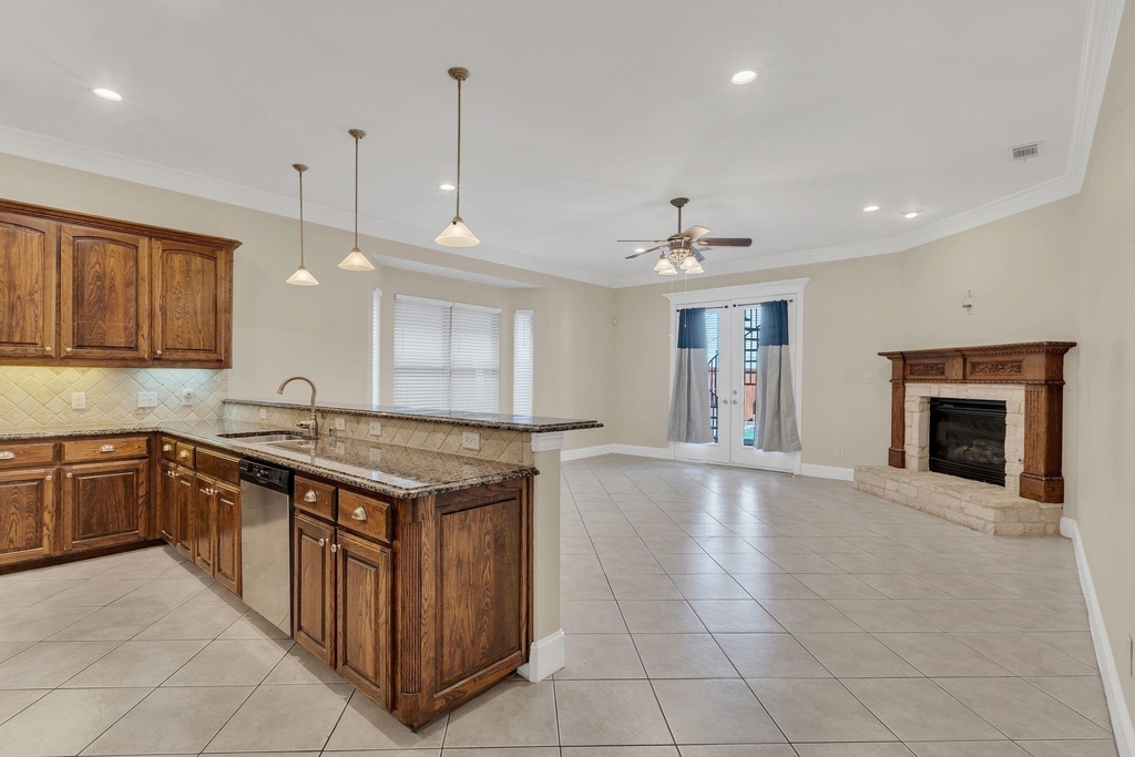 5921 Llano Avenue - Photo 8