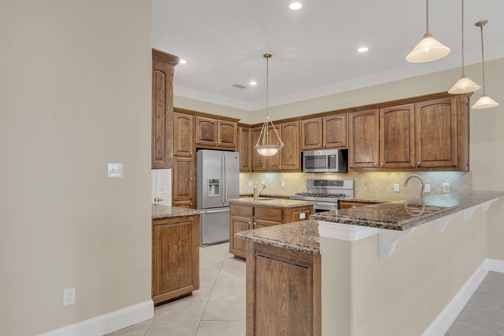 5921 Llano Avenue - Photo 13