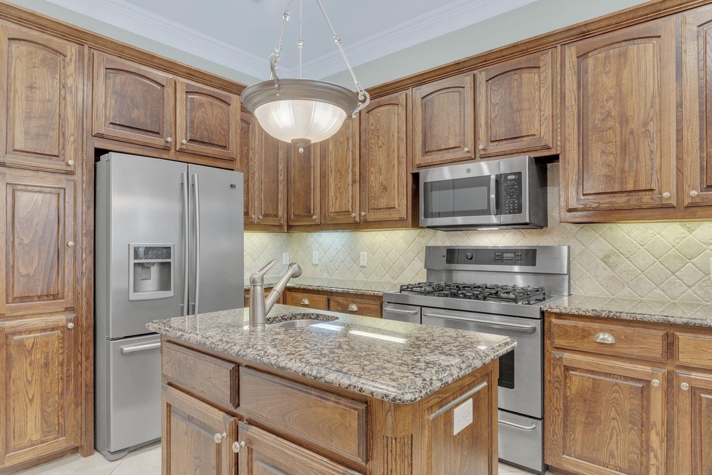 5921 Llano Avenue - Photo 14