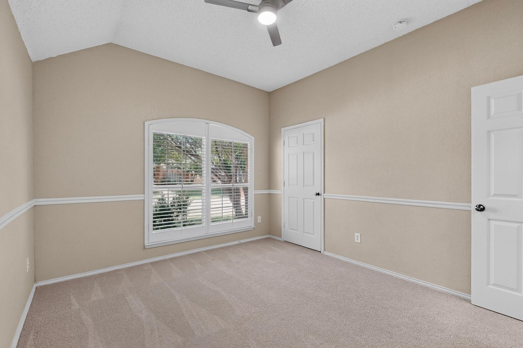 10201 Max Lane - Photo 31