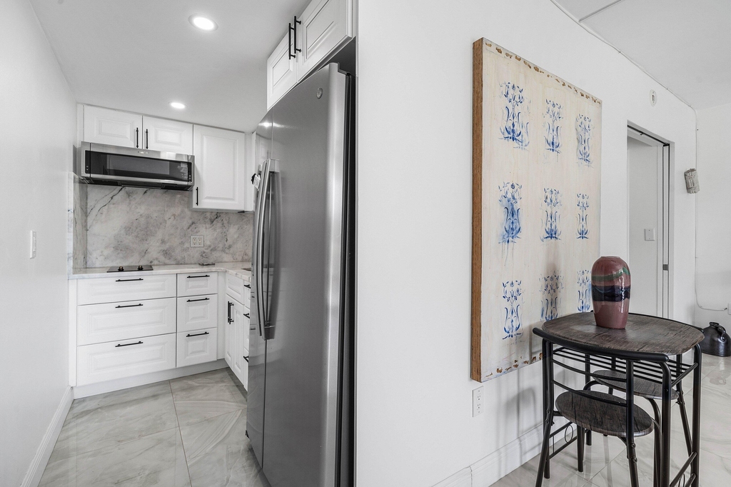 15 S Golfview Road - Photo 11