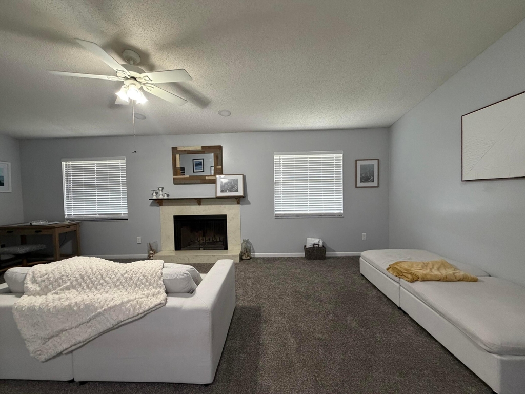 202 Sw Holden Terrace - Photo 9