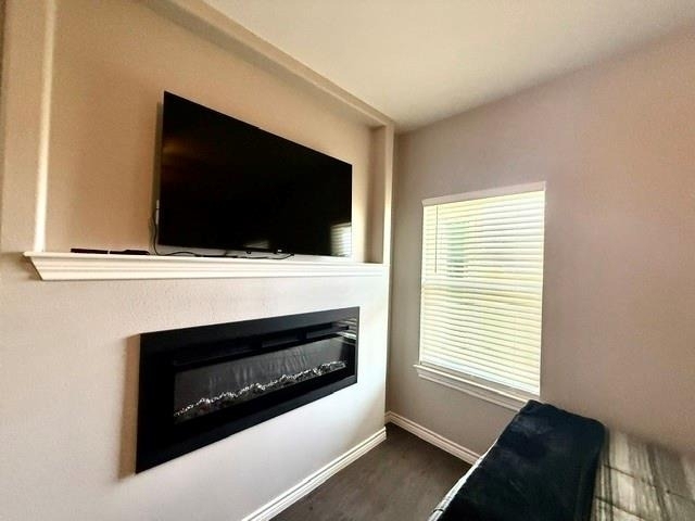 7808 Freedom Crest Avenue - Photo 9