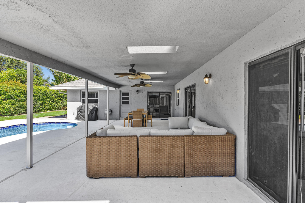 1021 Cherry Lane - Photo 18