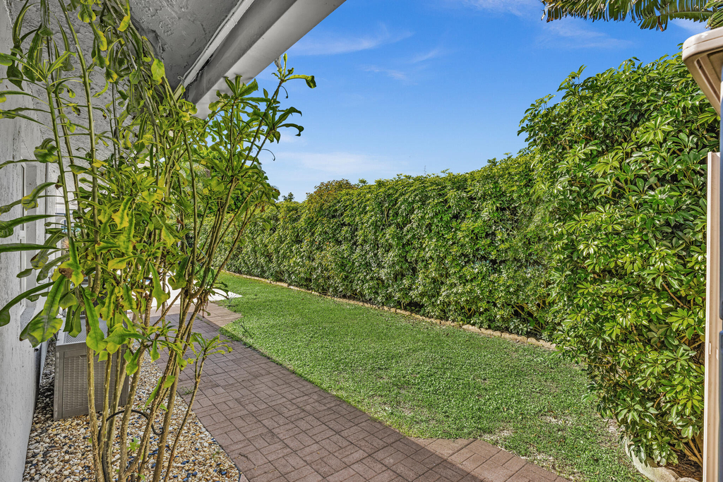 1021 Cherry Lane - Photo 13