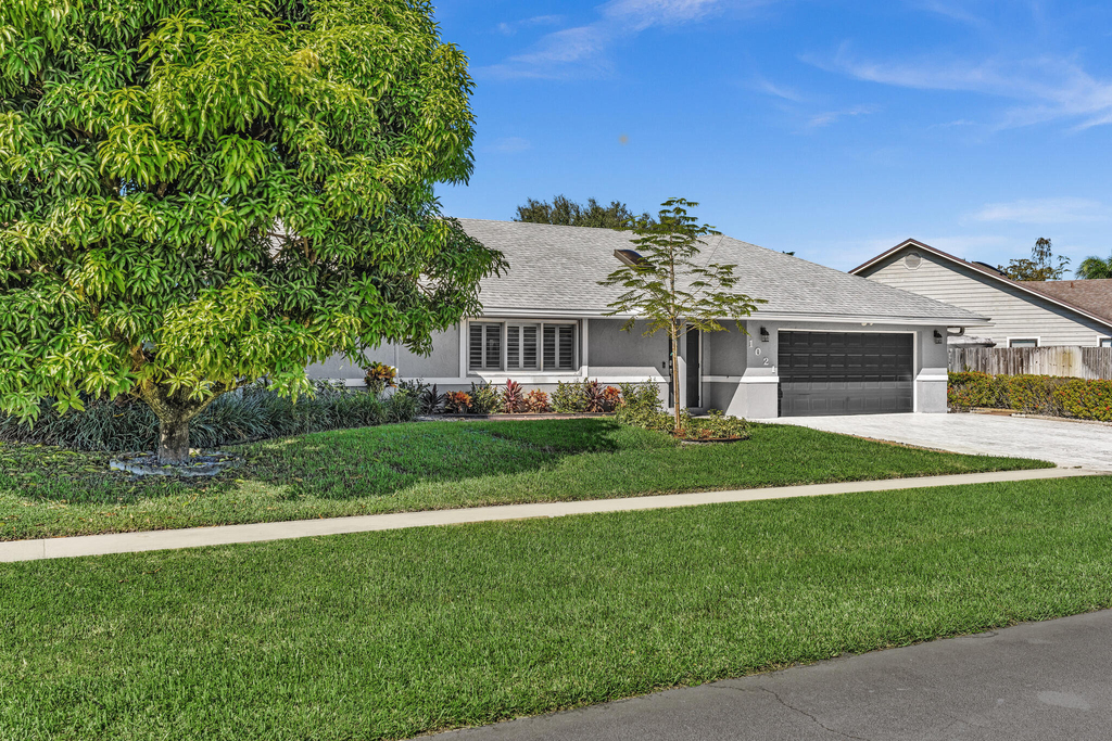 1021 Cherry Lane - Photo 10