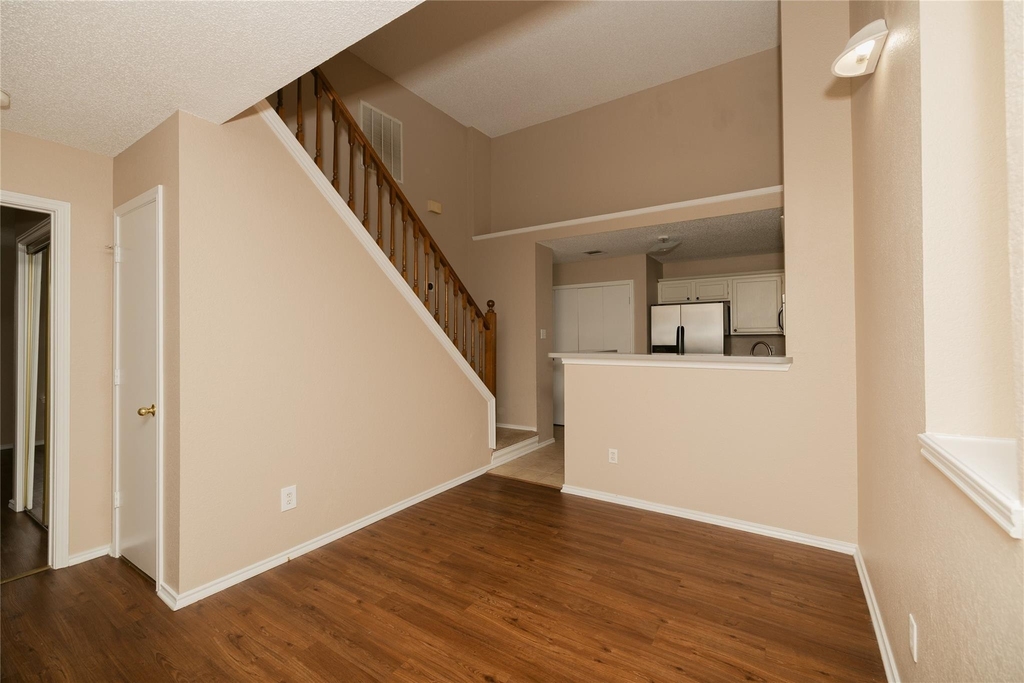 2083 Sundance Court - Photo 5