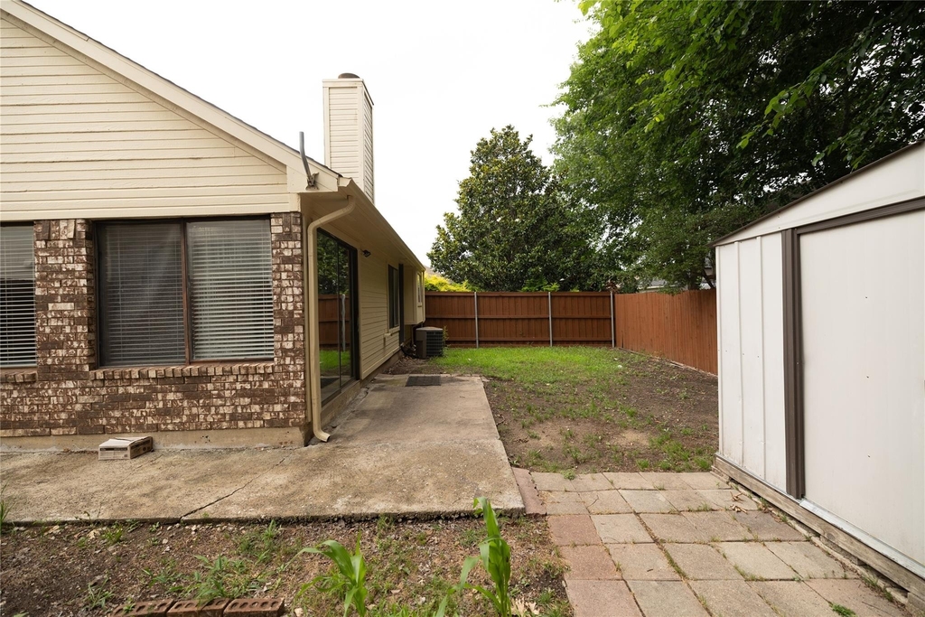 2083 Sundance Court - Photo 14