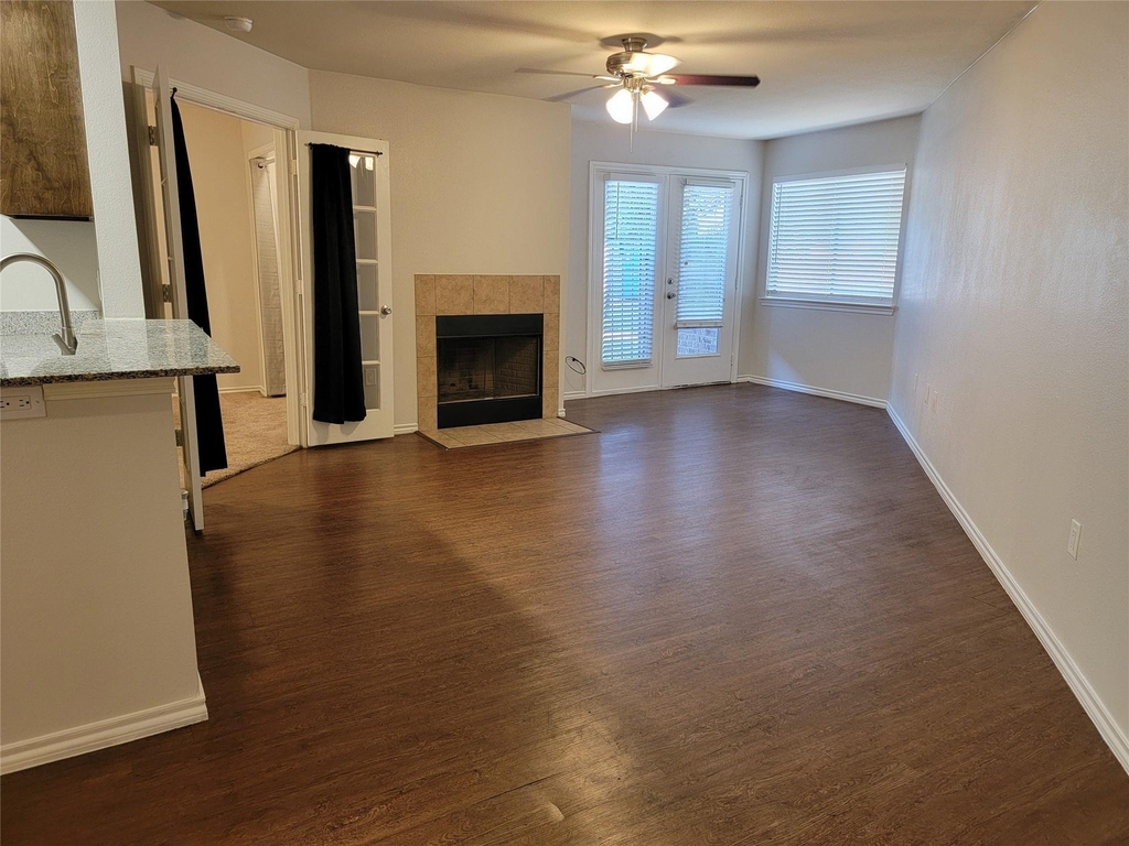 9837 Walnut Street - Photo 10
