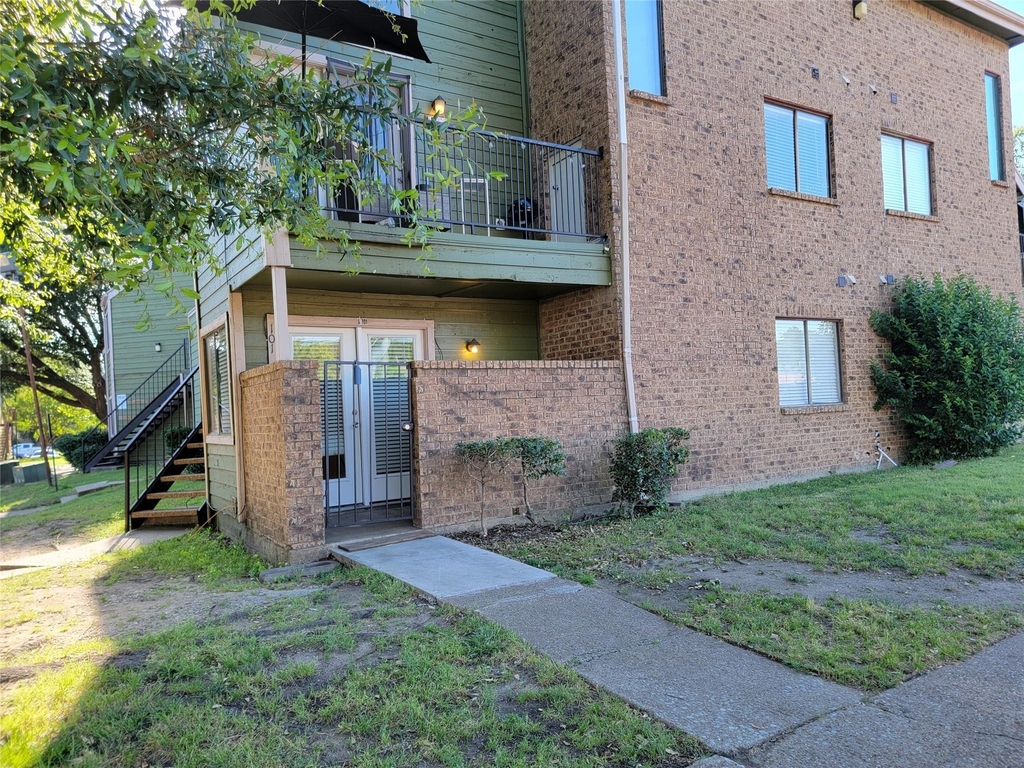 9837 Walnut Street - Photo 3