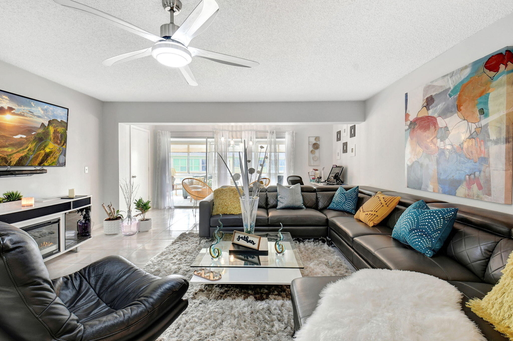 1930 Nw 18th Street - Photo 23