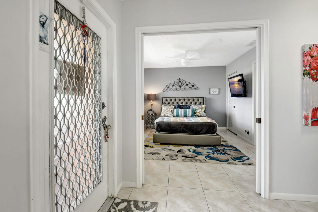1930 Nw 18th Street - Photo 34