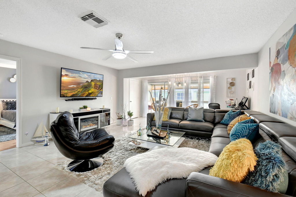 1930 Nw 18th Street - Photo 21