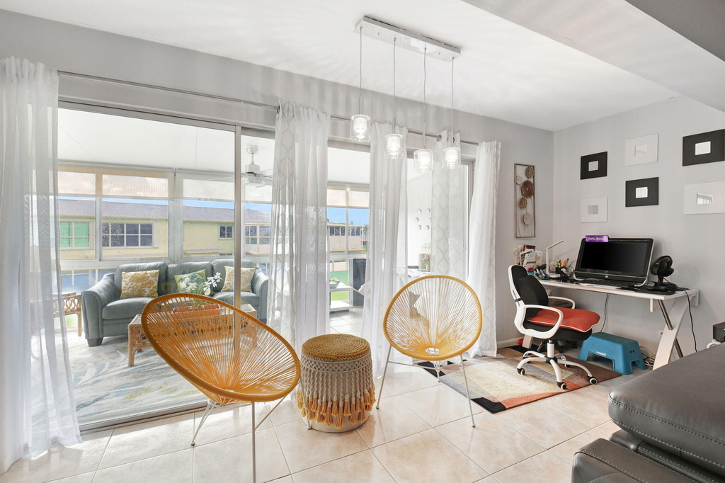 1930 Nw 18th Street - Photo 19